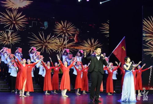 歡舞慶盛世 紅歌頌黨恩——槐底社區(qū)文藝匯演精彩舉辦